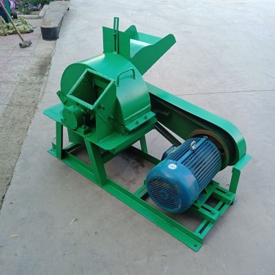 木材粉碎機(jī)園林小型移動(dòng)木頭碎枝機(jī)電動(dòng)柴油大型多功能木料粉碎機(jī)
