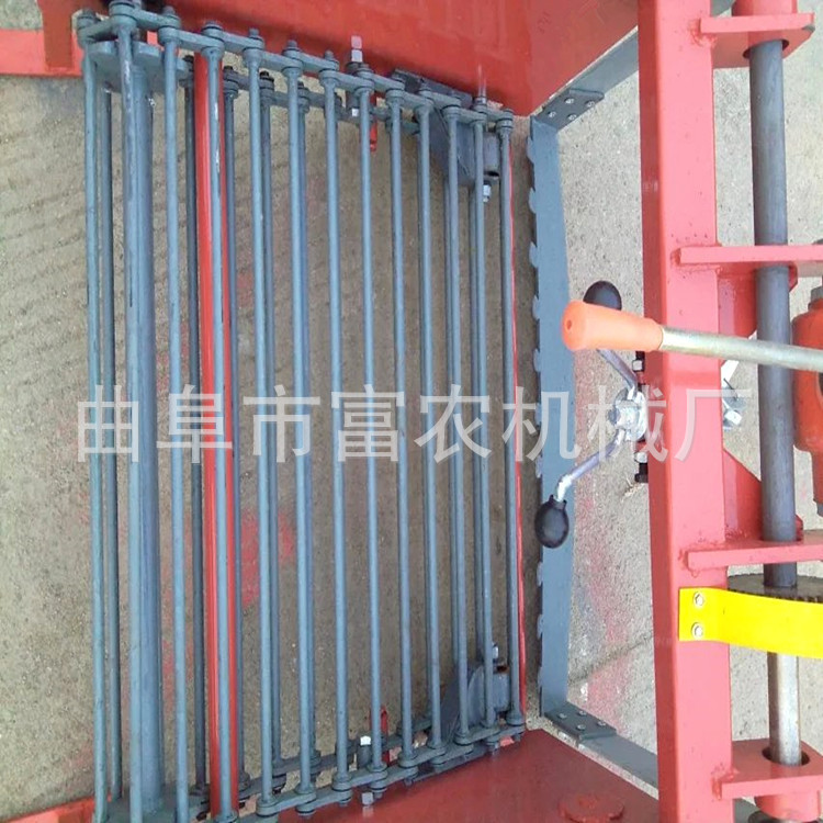 土豆收獲機.