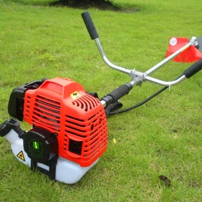 現(xiàn)貨四沖程動力側(cè)掛式除草機(jī)汽油小型割草割灌機(jī)肩背式農(nóng)業(yè)打草機(jī)