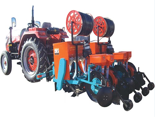 大博2BQP-4氣吸式精量點(diǎn)播機(jī)