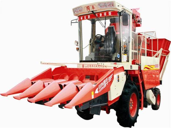 國豐4YZP-4F東北型自走式玉米收獲機(jī)